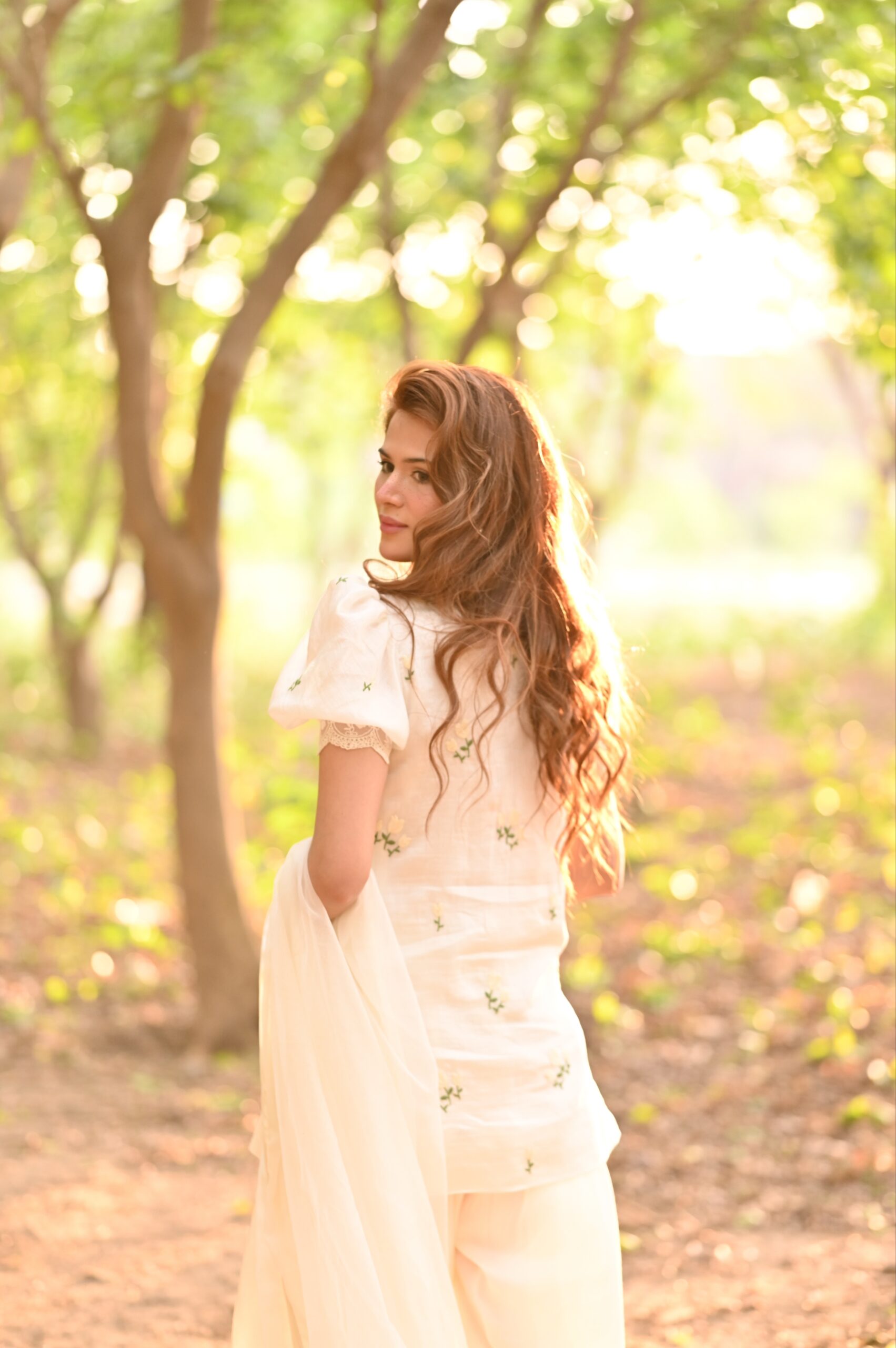 Dahlia — colours ensemble, Lolo by Laila
