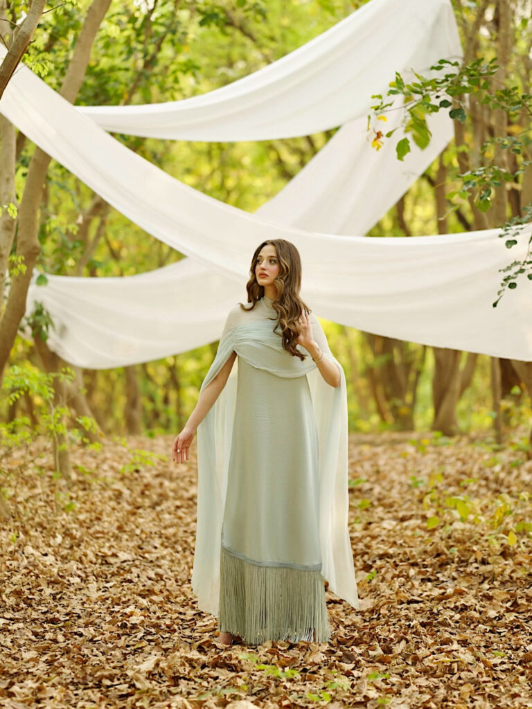 Luna — colours ensemble, Lolo by Laila