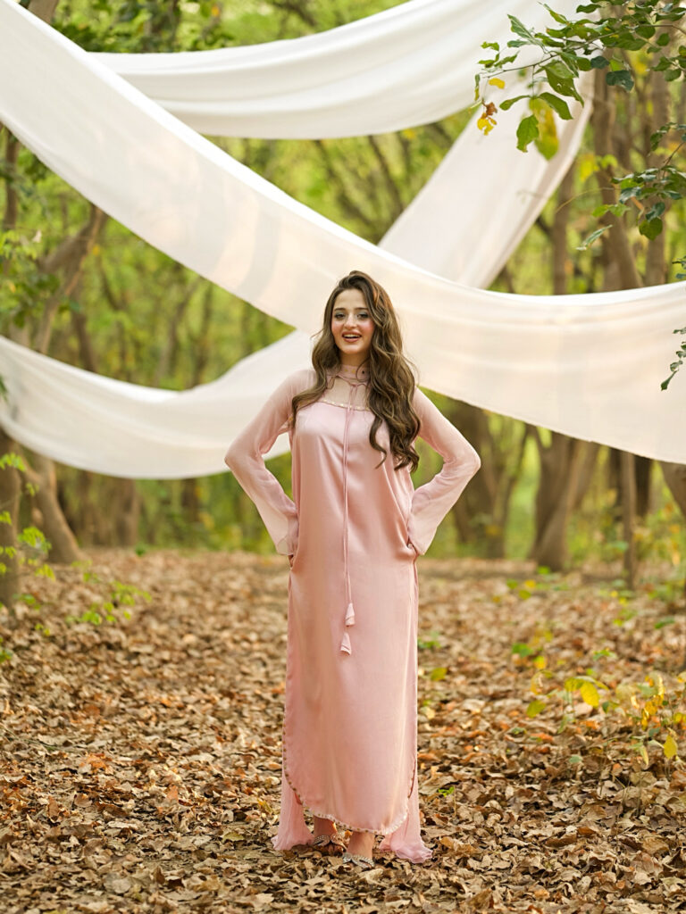 Rosa — colours ensemble, Lolo by Laila