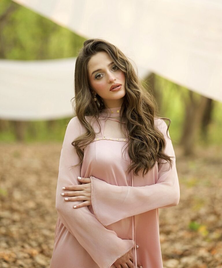 Rosa — colours ensemble, Lolo by Laila
